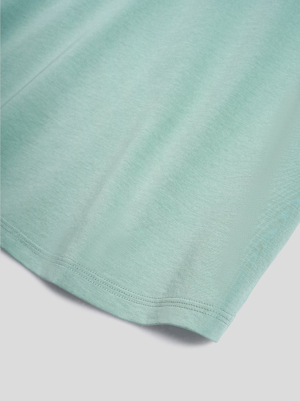 StayCool 2.0 Slim Fit Curve-Hem Polo